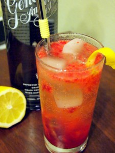 Genever Strawberry Smash
